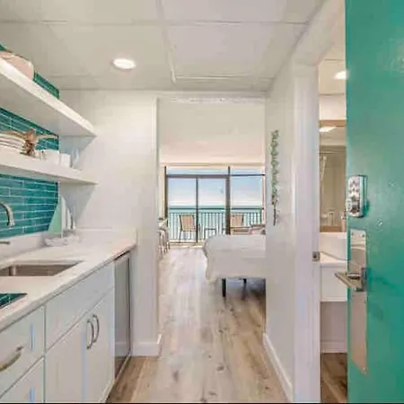 Soul Sanctuary-Direct Oceanfront-Million Dollars View-King Bed-Free Parking-Self Check-In Apartamento